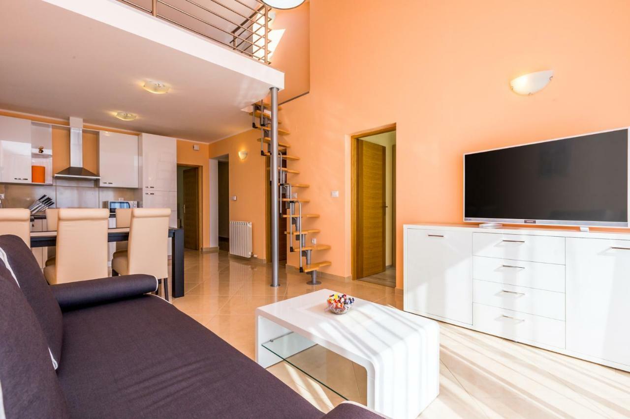 Luxury Apartments Kostrena With Pool Ngoại thất bức ảnh