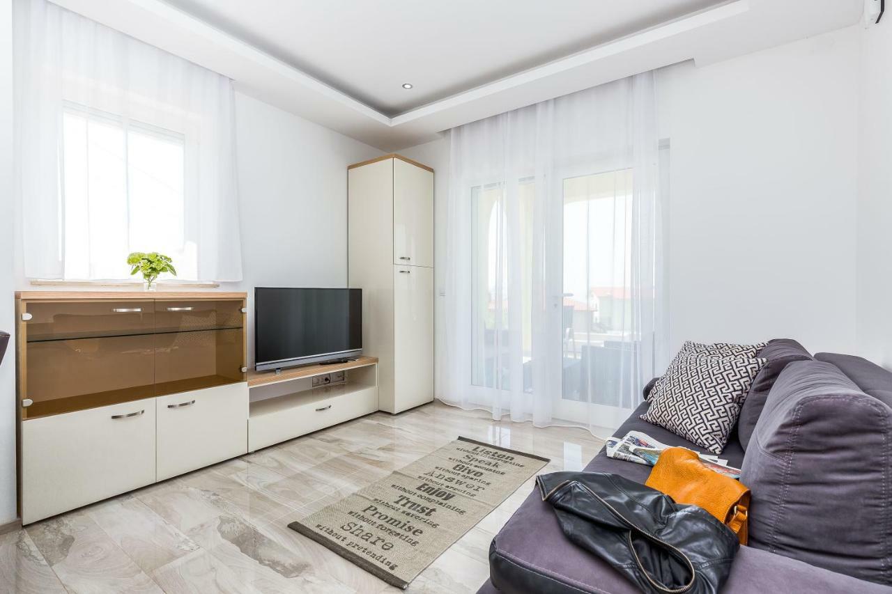 Luxury Apartments Kostrena With Pool Ngoại thất bức ảnh