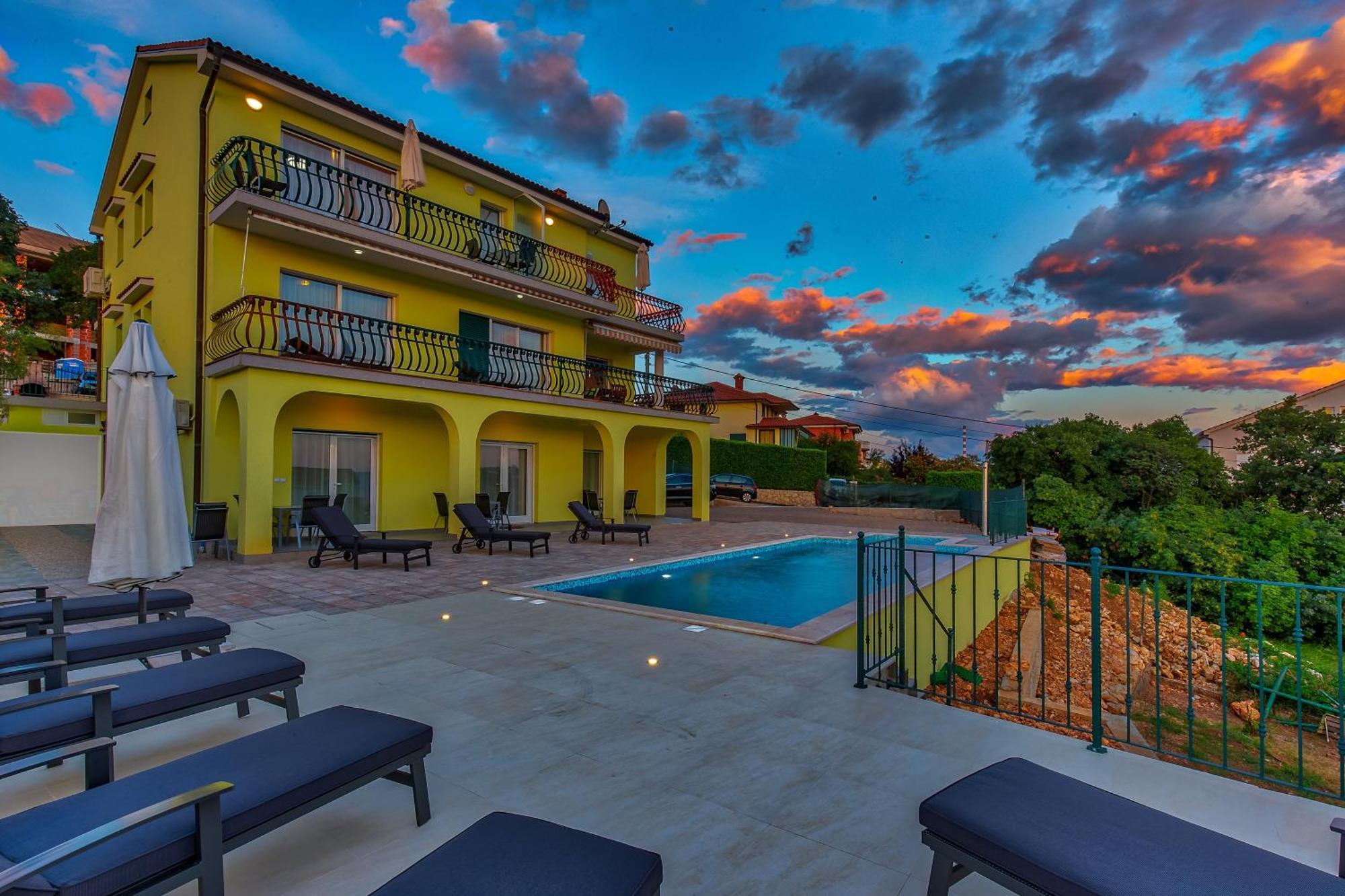 Luxury Apartments Kostrena With Pool Ngoại thất bức ảnh