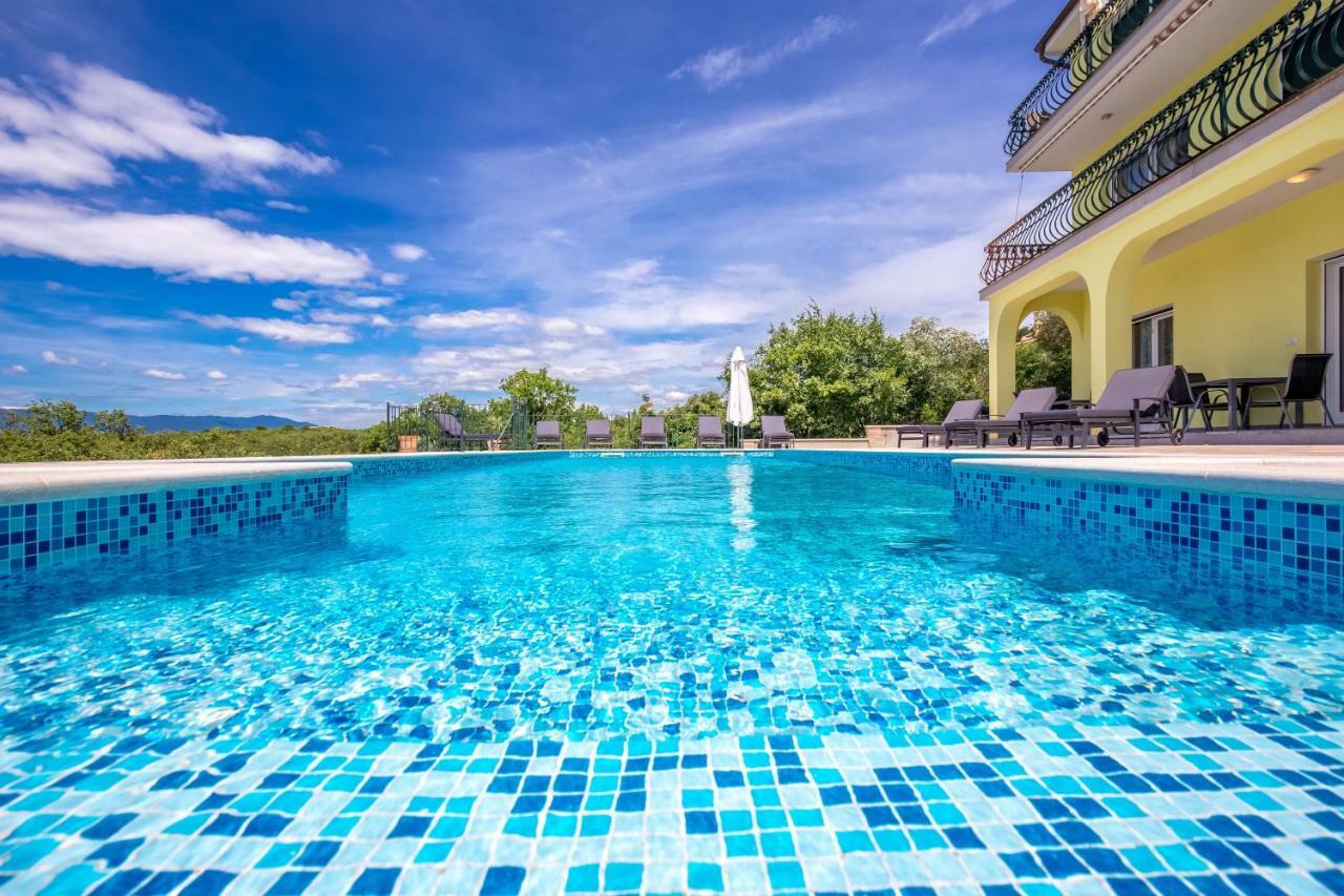 Luxury Apartments Kostrena With Pool Ngoại thất bức ảnh